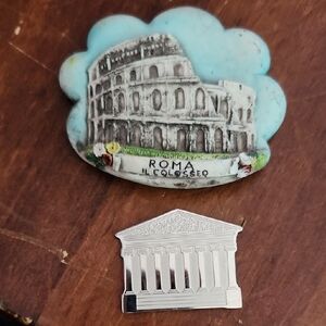 Colosseum and Temple Souvenir Set